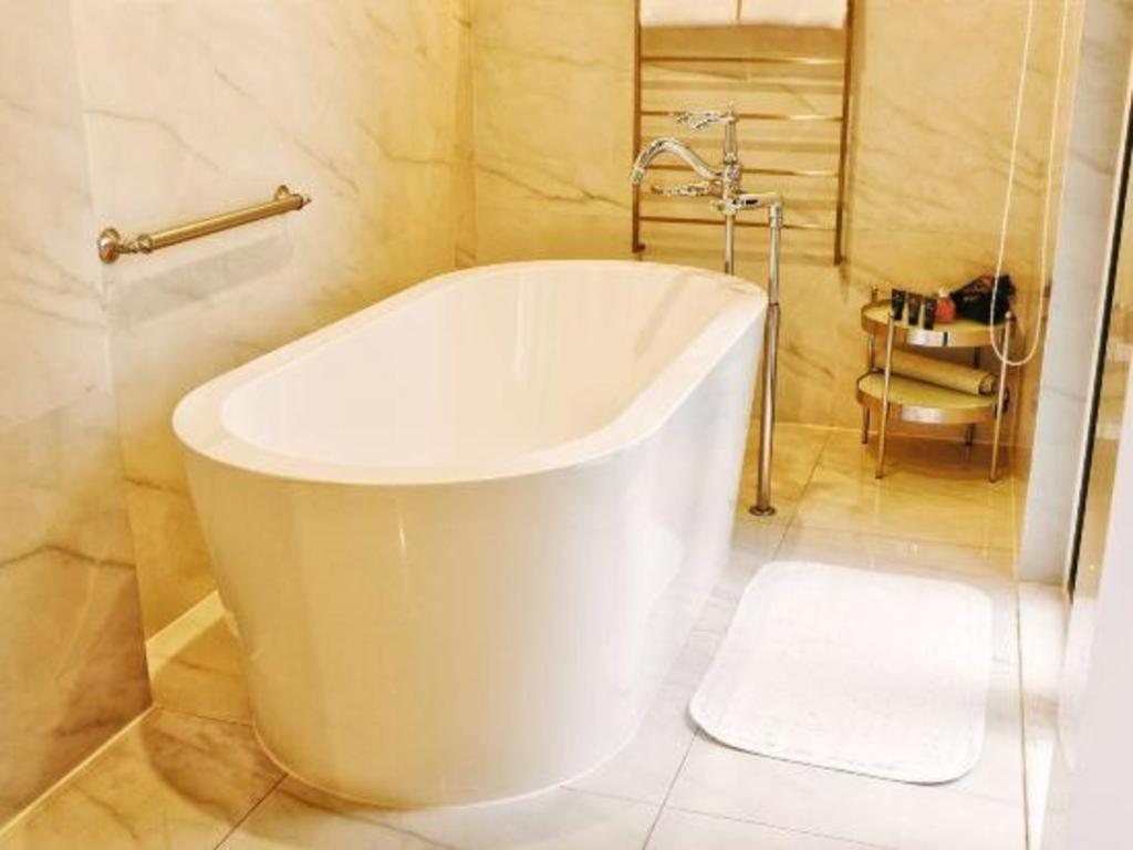 Jinjiang Metropolo Hotel Classiq Shanghai Off Bund Exteriör bild