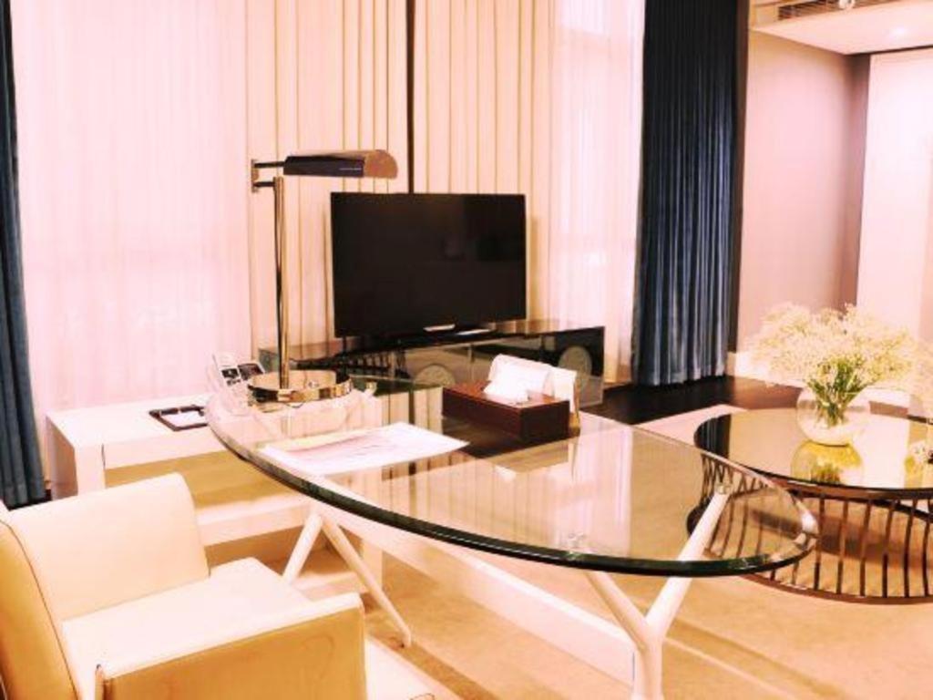 Jinjiang Metropolo Hotel Classiq Shanghai Off Bund Exteriör bild