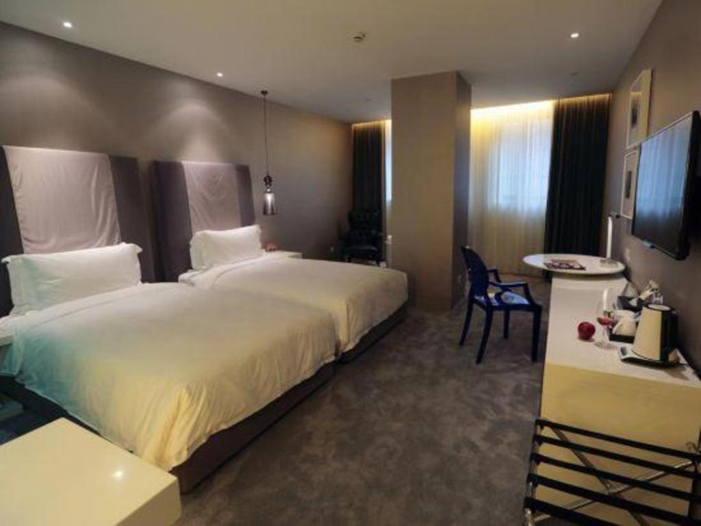 Jinjiang Metropolo Hotel Classiq Shanghai Off Bund Exteriör bild