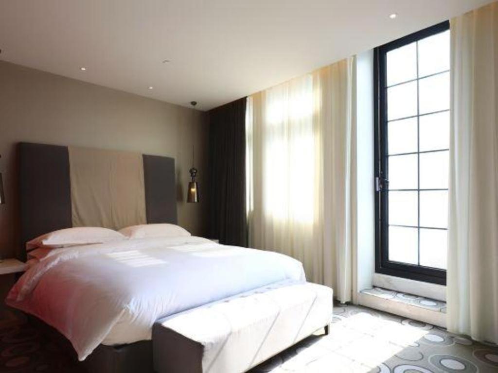Jinjiang Metropolo Hotel Classiq Shanghai Off Bund Exteriör bild